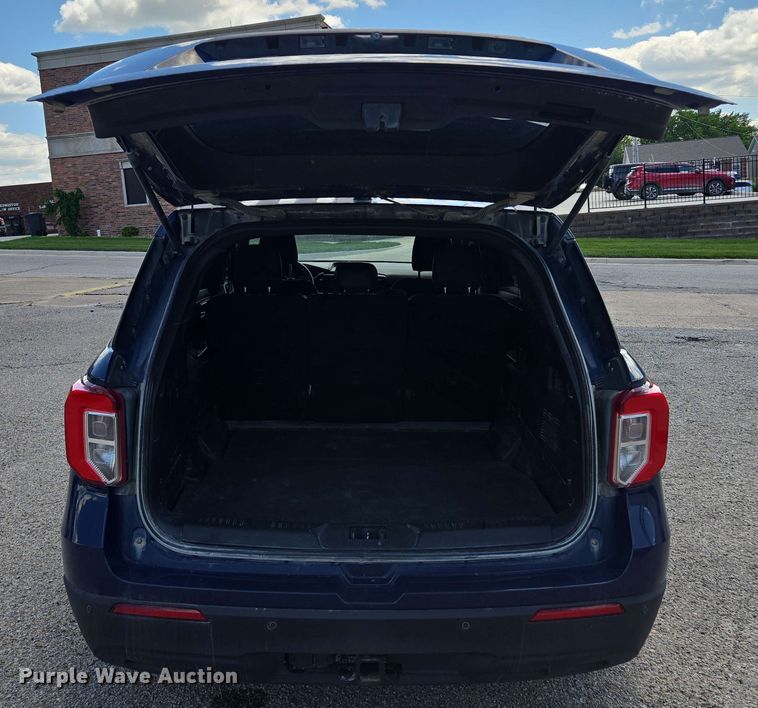 image for item EM7259 2020 Ford Explorer Police interceptor SUV