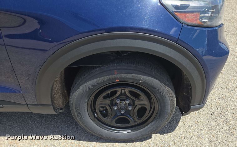 image for item EM7259 2020 Ford Explorer Police interceptor SUV