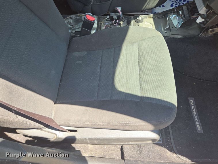 image for item EM7260 2014 Dodge Charger Police  