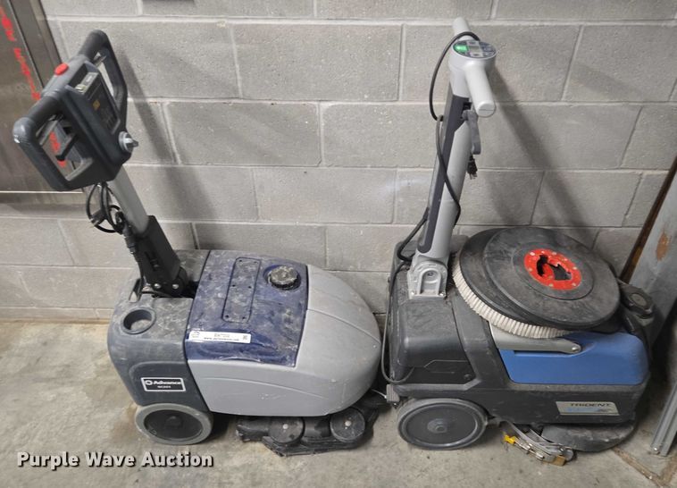 image for item EM7332 (3) floor scrubbers
