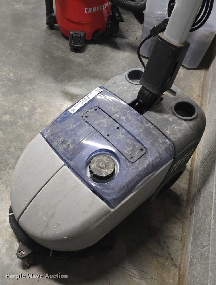 image for item EM7332 (3) floor scrubbers