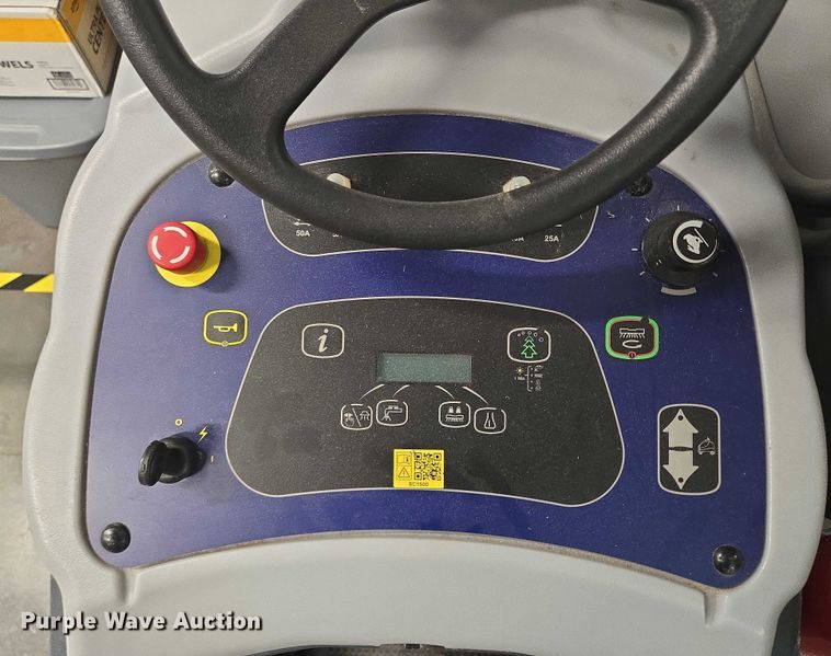 image for item EM7332 (3) floor scrubbers