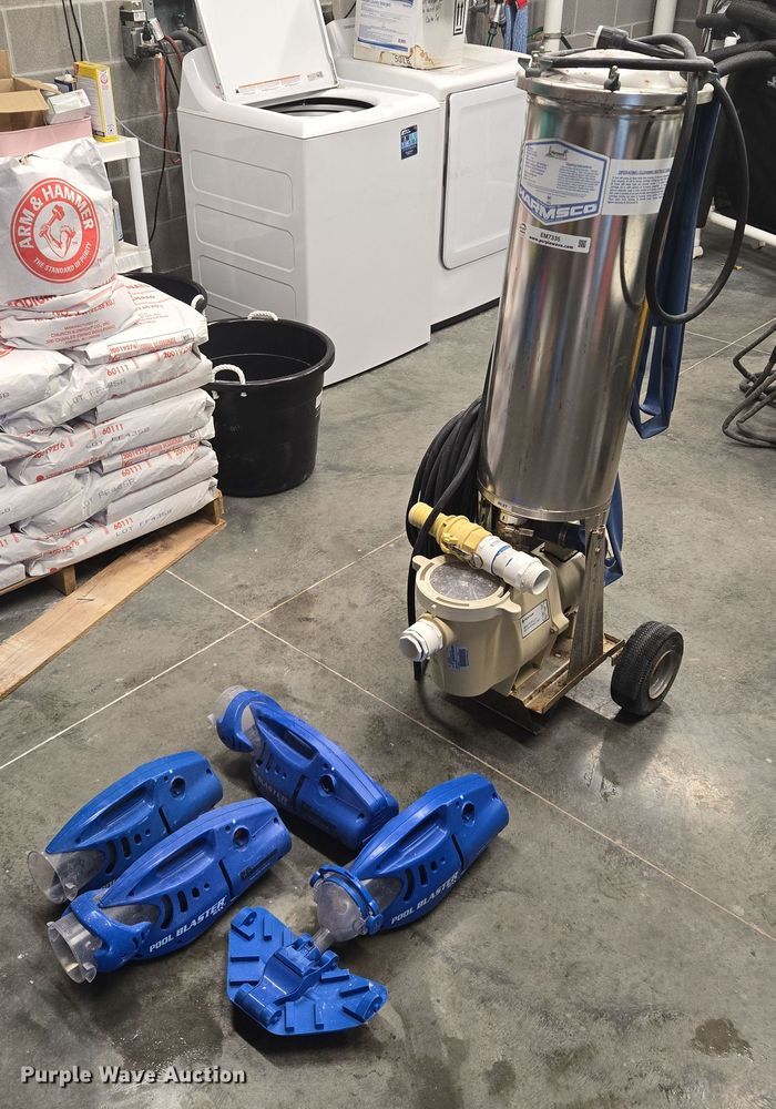 image for item EM7335 Harmsco BF155BKPSC pool vacuum