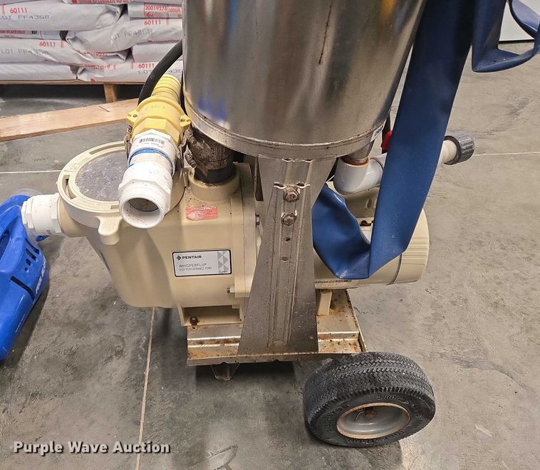 image for item EM7335 Harmsco BF155BKPSC pool vacuum