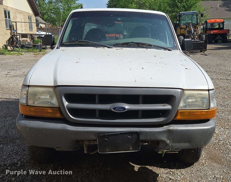 image for item EN3654 1998 Ford Ranger SuperCab pickup truck