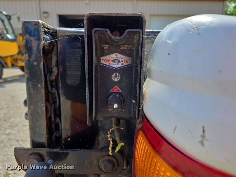 image for item EN3654 1998 Ford Ranger SuperCab pickup truck