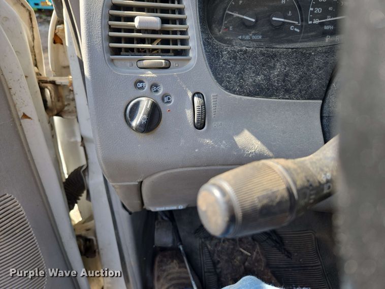 image for item EN3654 1998 Ford Ranger SuperCab pickup truck