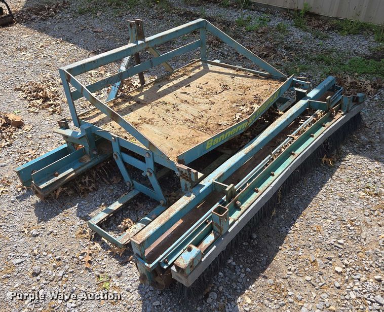 image for item EN3656 Bannerman Truplay infield groomer