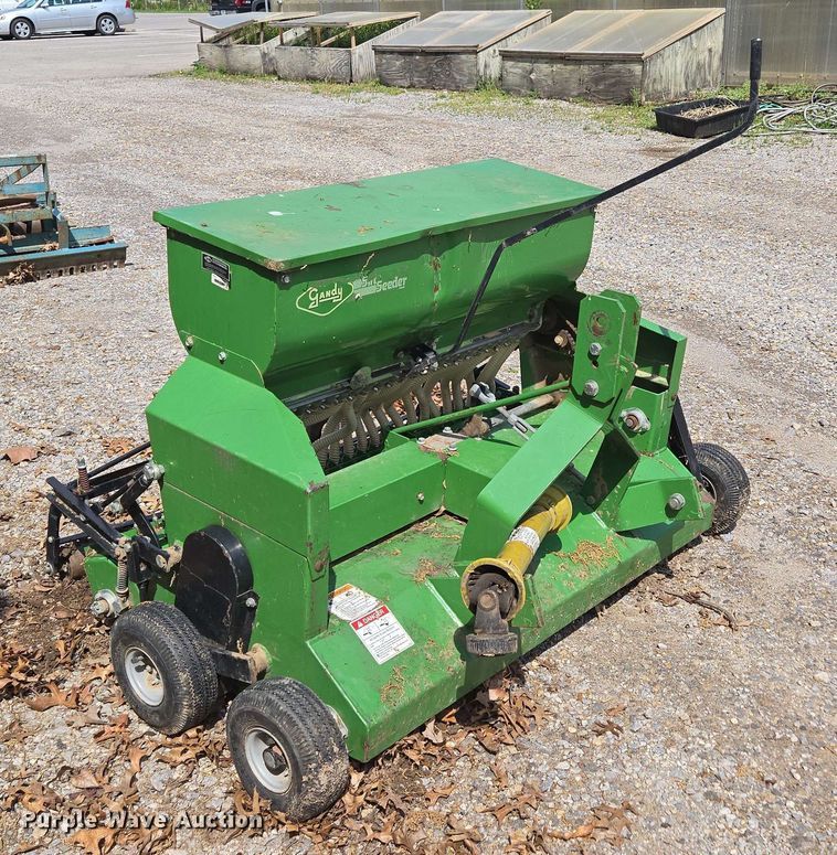 image for item EN3657 Gandy 2848DP seeder