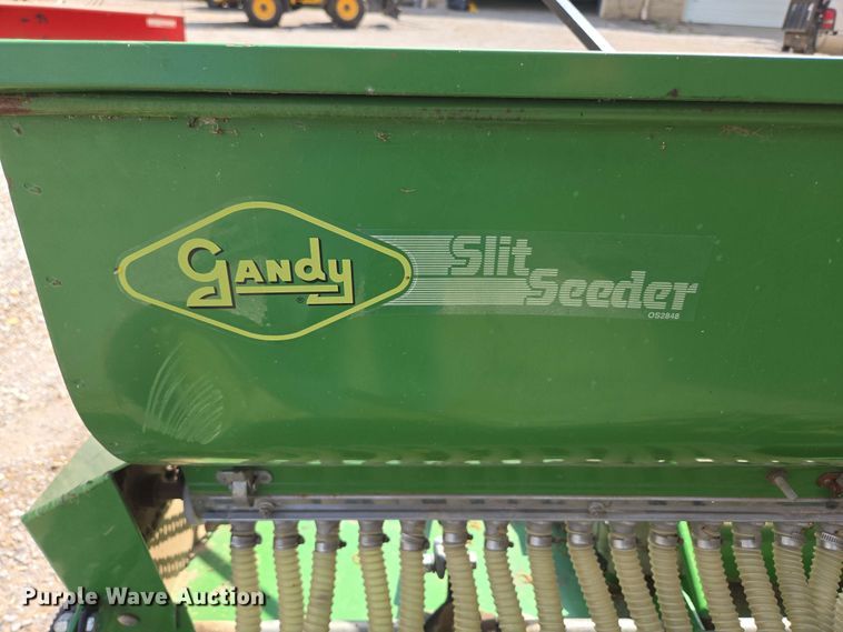 image for item EN3657 Gandy 2848DP seeder