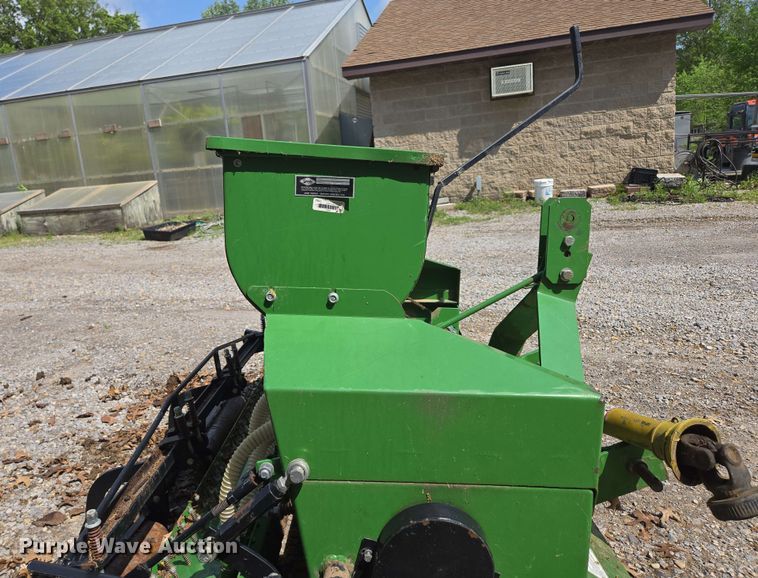 image for item EN3657 Gandy 2848DP seeder