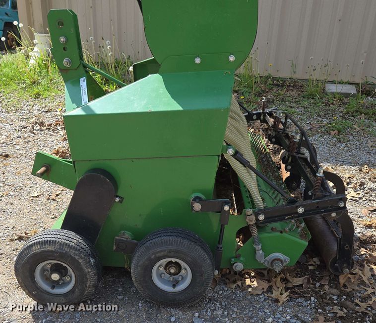 image for item EN3657 Gandy 2848DP seeder