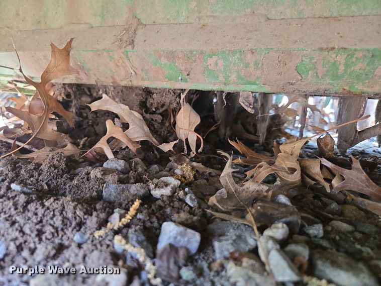 image for item EN3657 Gandy 2848DP seeder