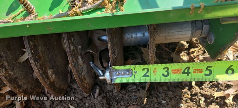 image for item EN3657 Gandy 2848DP seeder