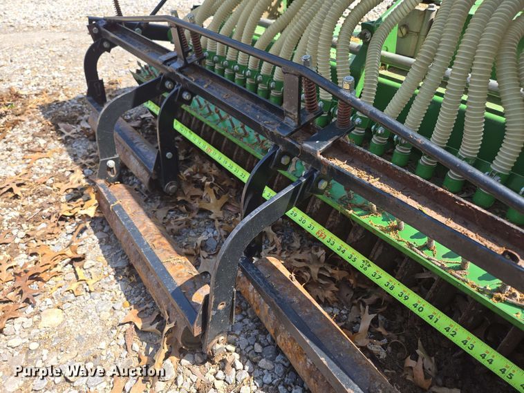 image for item EN3657 Gandy 2848DP seeder