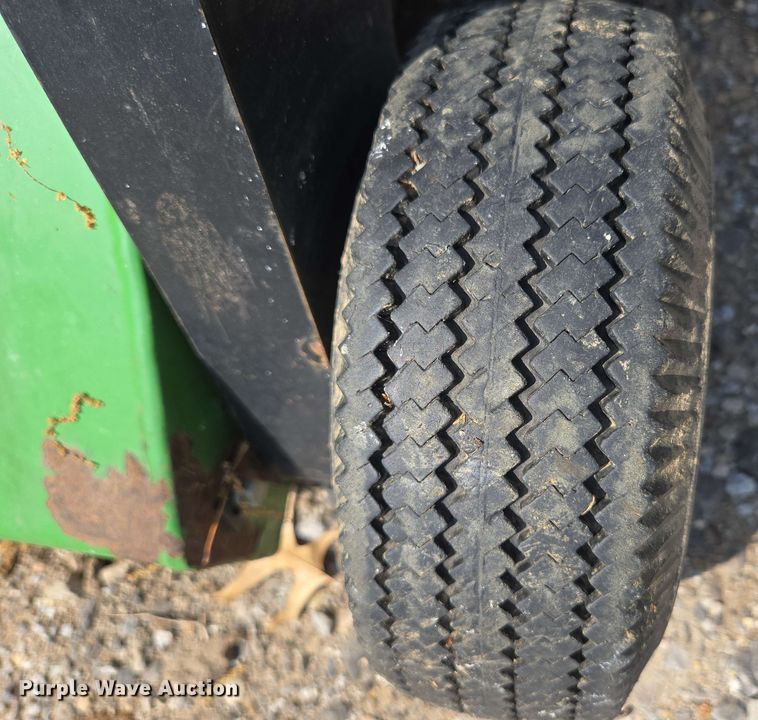 image for item EN3657 Gandy 2848DP seeder