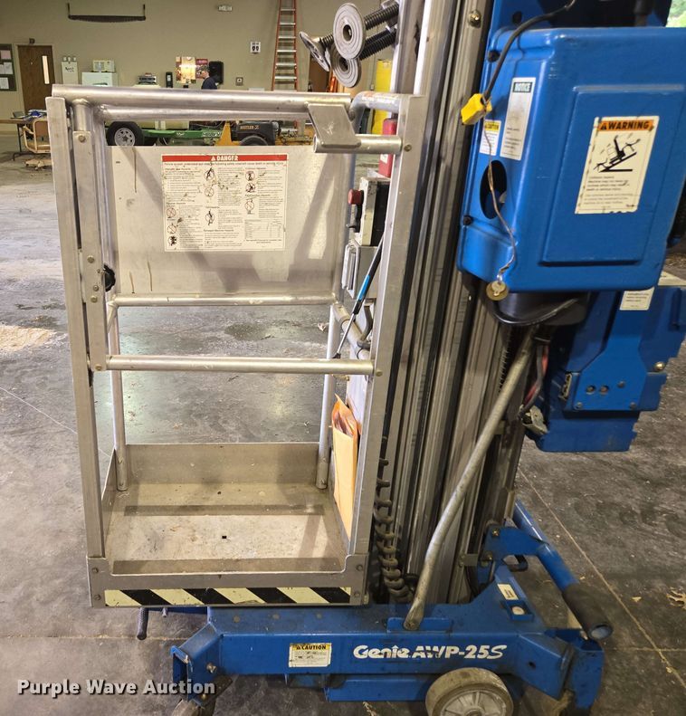 image for item EN3659 Genie AWP-25S vertical lift