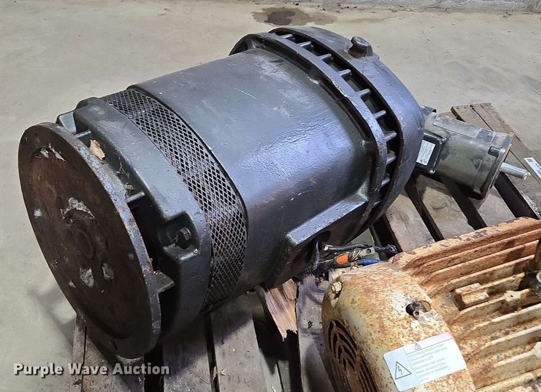 image for item EN3662 (5) electric motors