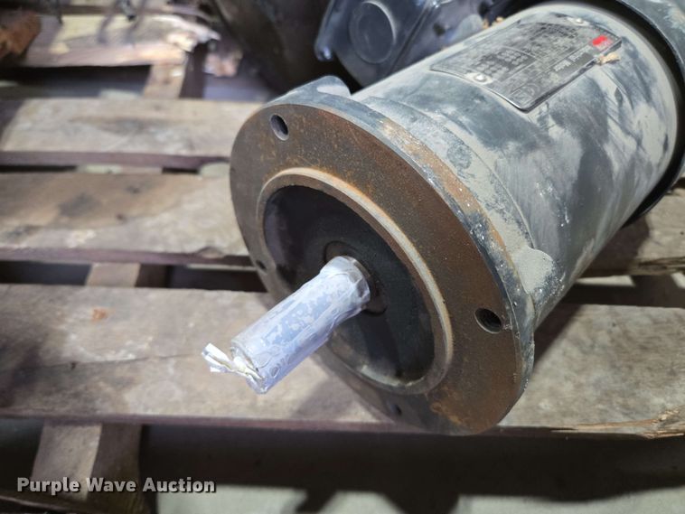 image for item EN3662 (5) electric motors