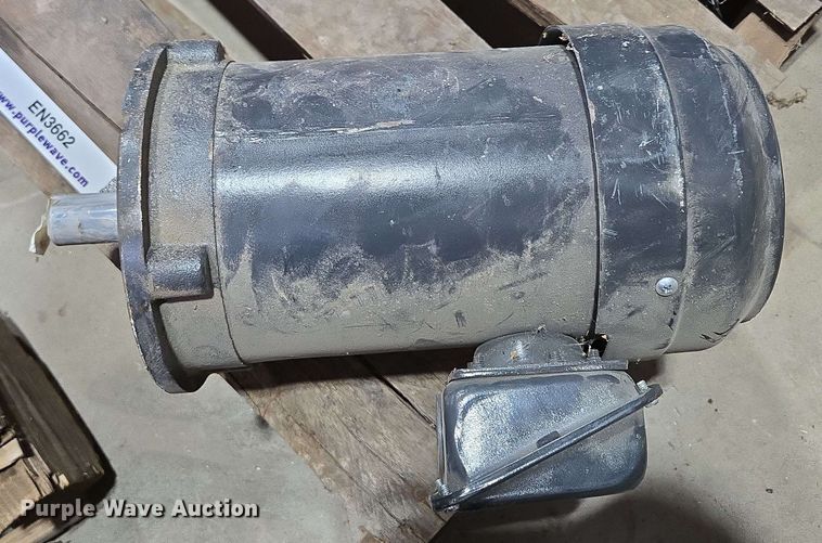 image for item EN3662 (5) electric motors