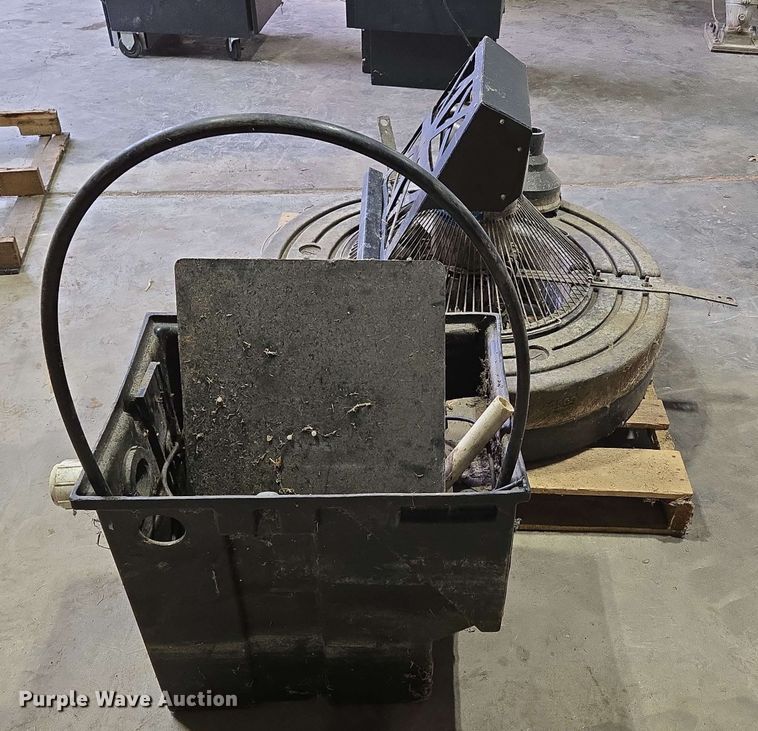 image for item EN3663 Kasco floating fountain pump