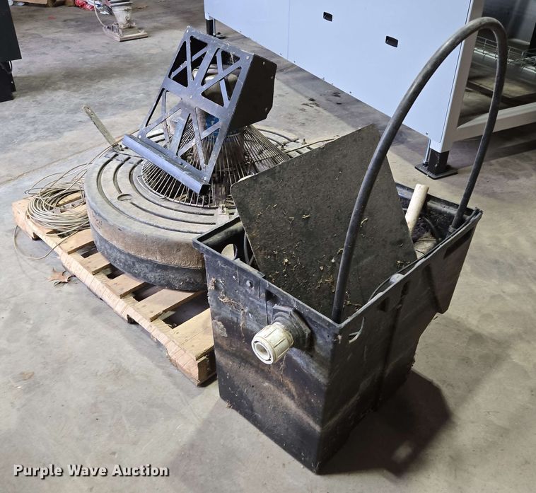 image for item EN3663 Kasco floating fountain pump