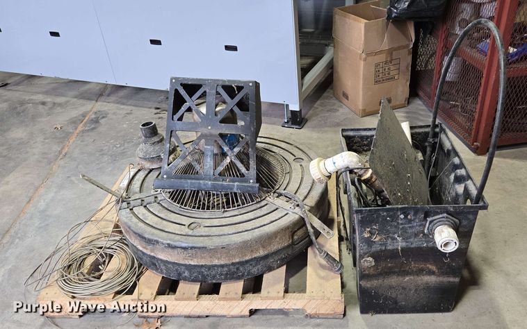 image for item EN3663 Kasco floating fountain pump