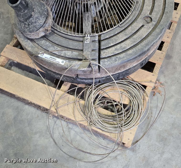 image for item EN3663 Kasco floating fountain pump