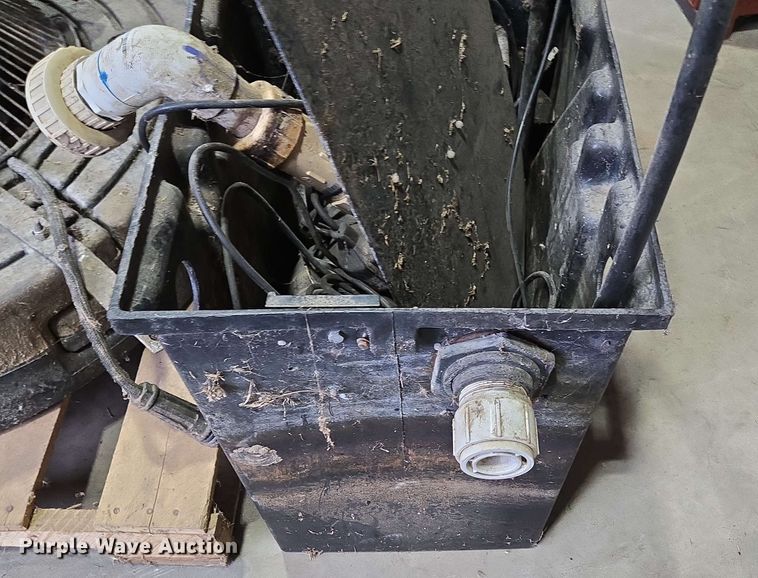 image for item EN3663 Kasco floating fountain pump