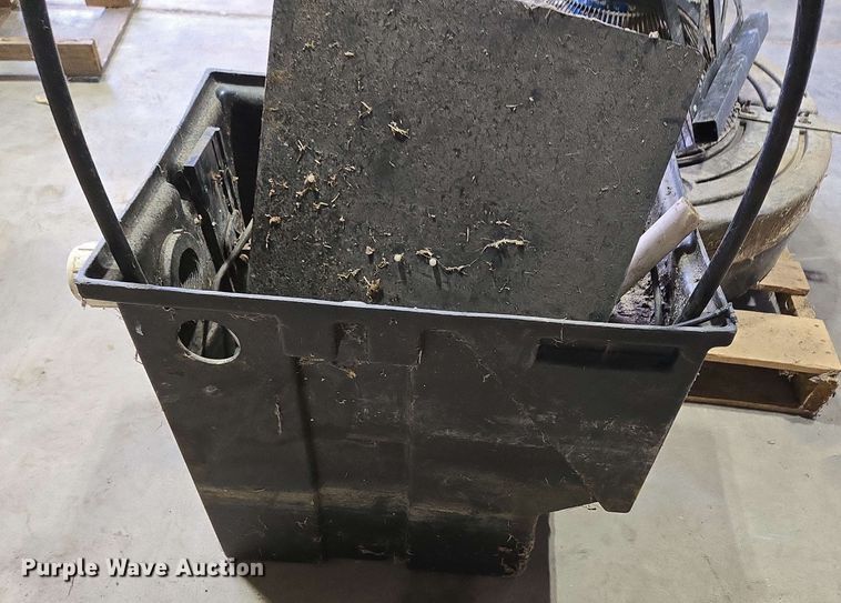 image for item EN3663 Kasco floating fountain pump