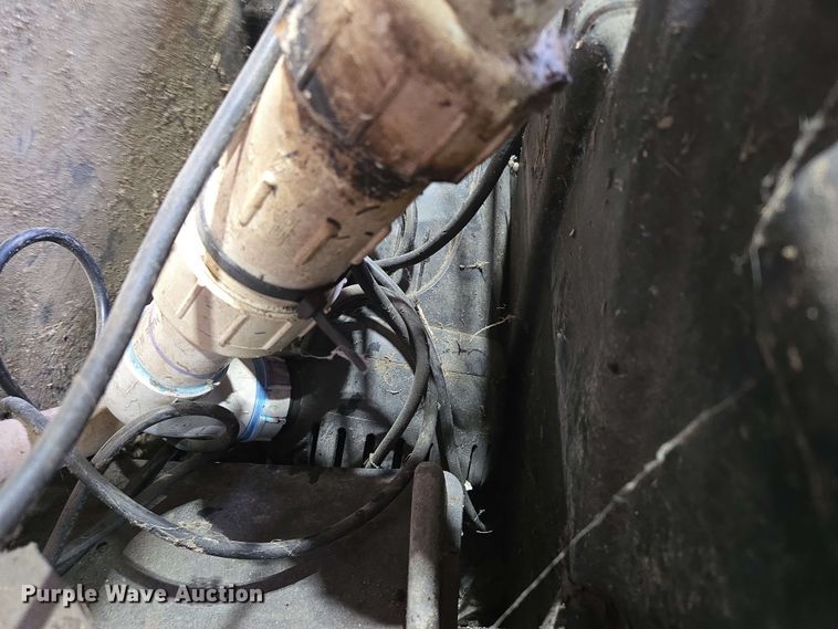 image for item EN3663 Kasco floating fountain pump