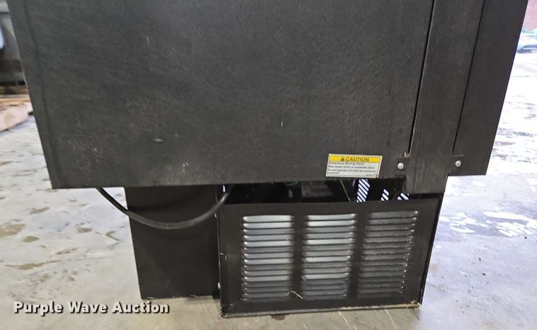 image for item EN3664 Beverage-Air GF24L beverage cooler