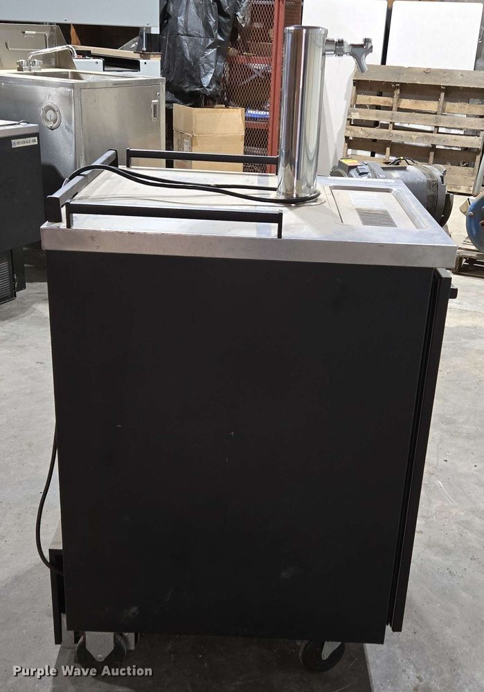 image for item EN3665 Beverage-Air Corporation BM23-B kegerator