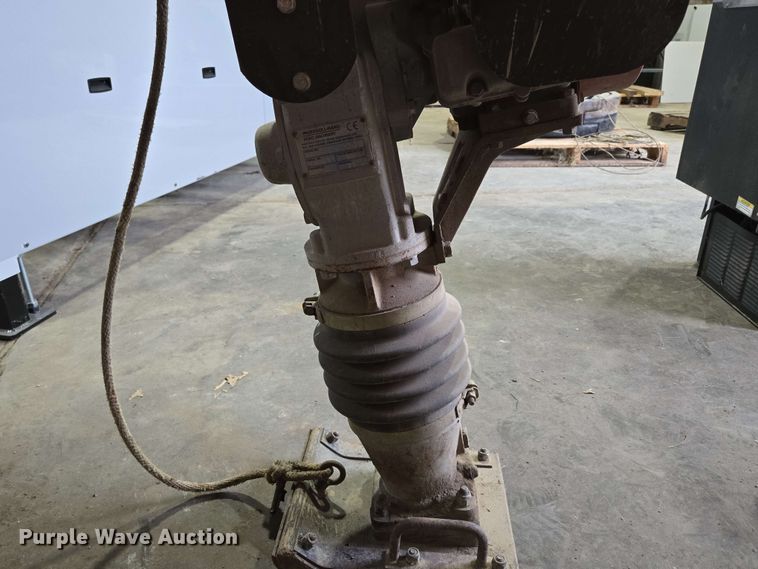 image for item EN3667 2002 Ingersoll-Rand RX-654H plate compactor