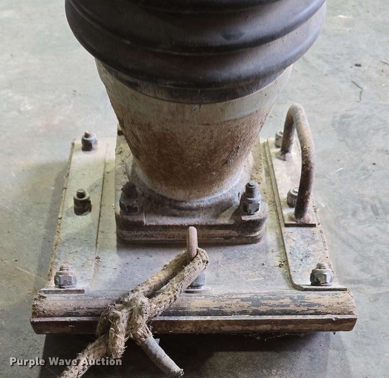 image for item EN3667 2002 Ingersoll-Rand RX-654H plate compactor