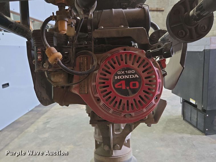 image for item EN3667 2002 Ingersoll-Rand RX-654H plate compactor