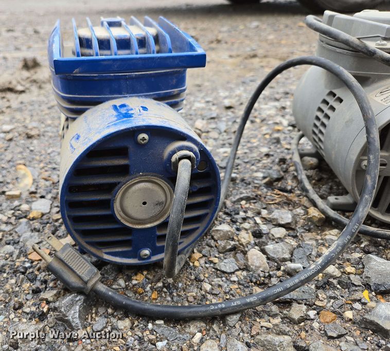 image for item EN3672 Electric motors