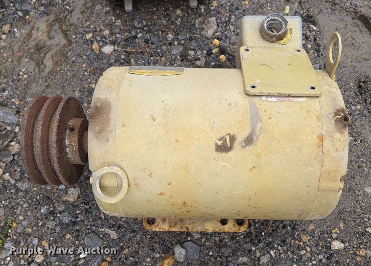 image for item EN3672 Electric motors