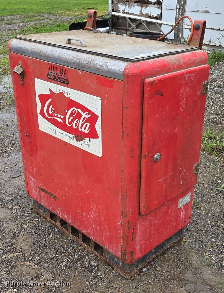 image for item EN3673 Ideal Dispenser Co. A-55 vending cooler