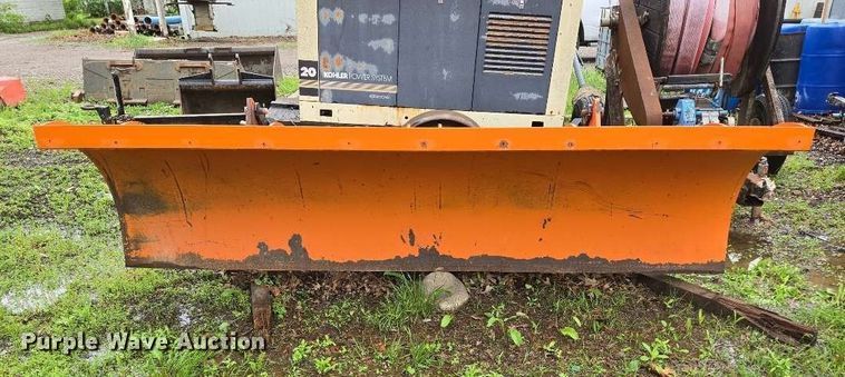 image for item EN3674 Henderson 10' W snow plow