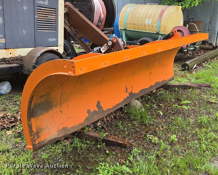 image for item EN3674 Henderson 10' W snow plow