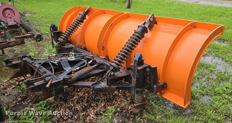 image for item EN3674 Henderson 10' W snow plow