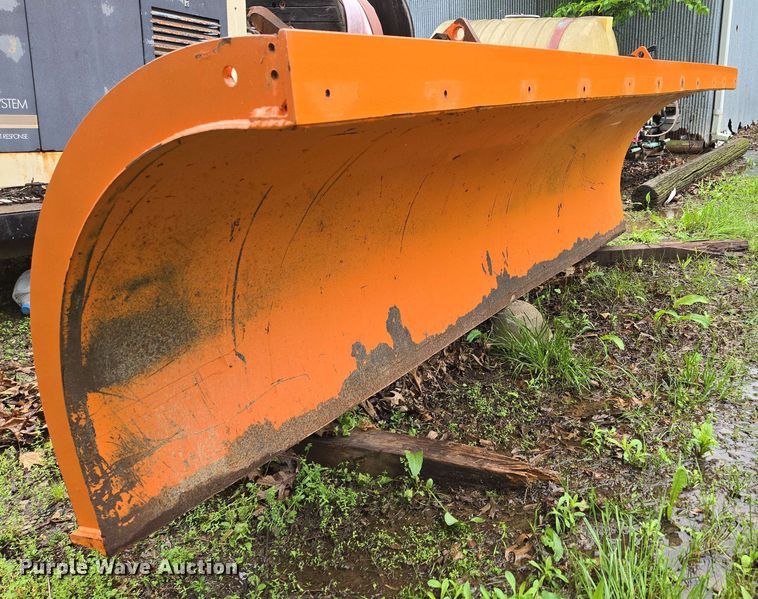 image for item EN3674 Henderson 10' W snow plow