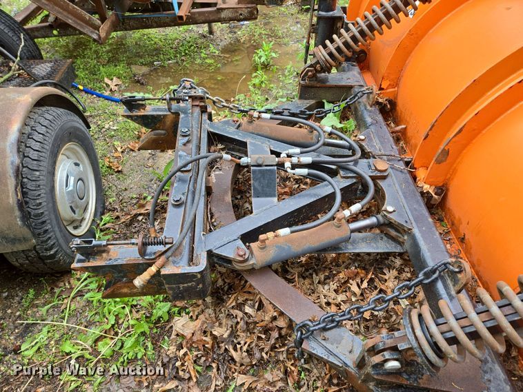 image for item EN3674 Henderson 10' W snow plow