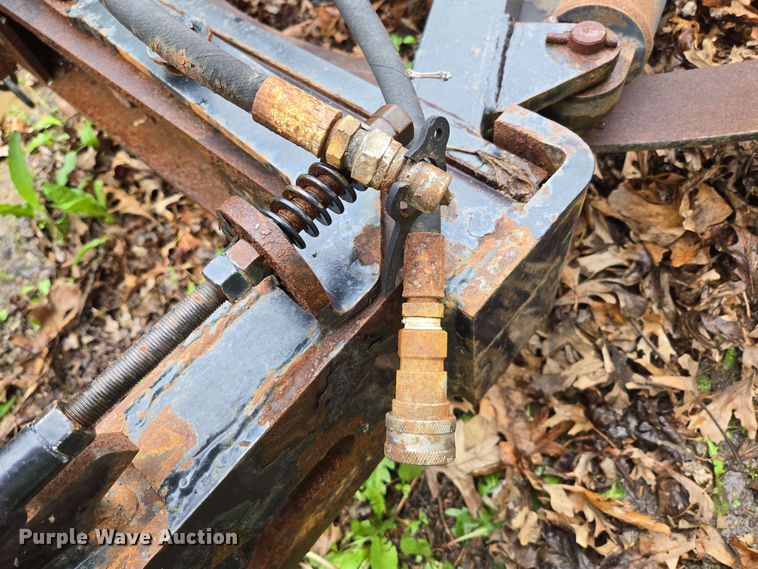 image for item EN3674 Henderson 10' W snow plow