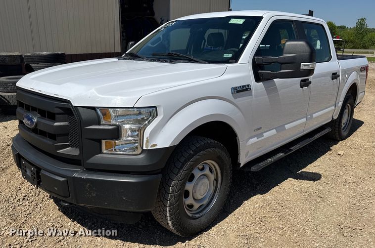 image for item EN4547 2015 Ford F150 XL SuperCrew pickup truck