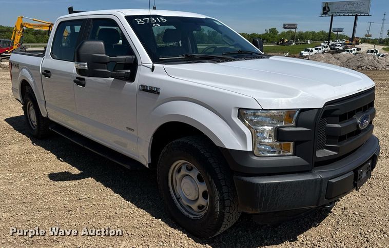 image for item EN4547 2015 Ford F150 XL SuperCrew pickup truck