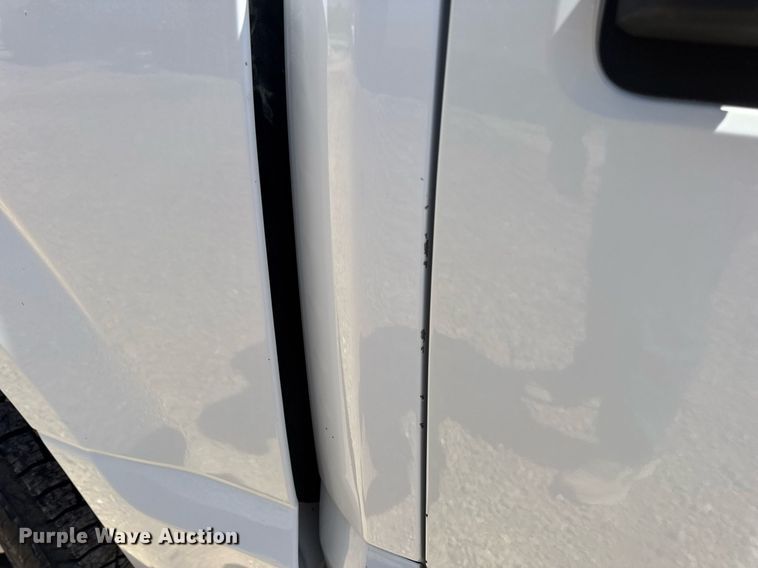 image for item EN4547 2015 Ford F150 XL SuperCrew pickup truck