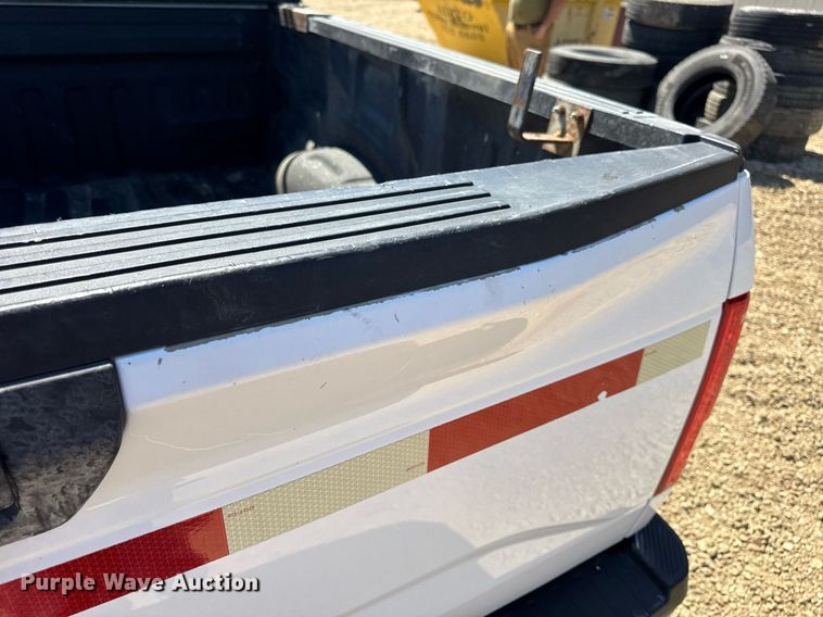 image for item EN4547 2015 Ford F150 XL SuperCrew pickup truck