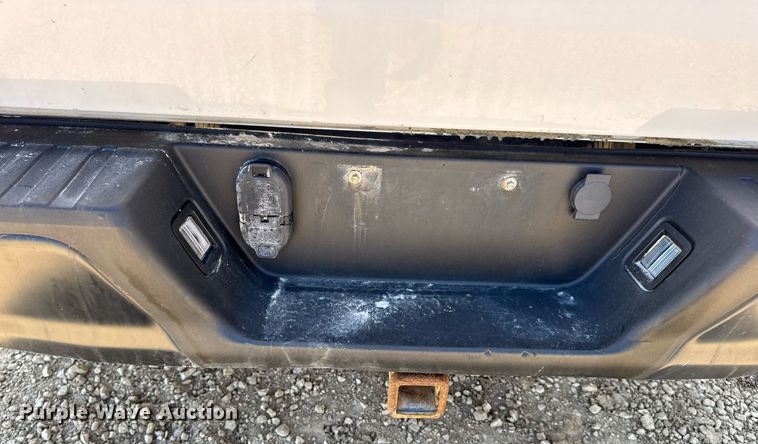 image for item EN4547 2015 Ford F150 XL SuperCrew pickup truck